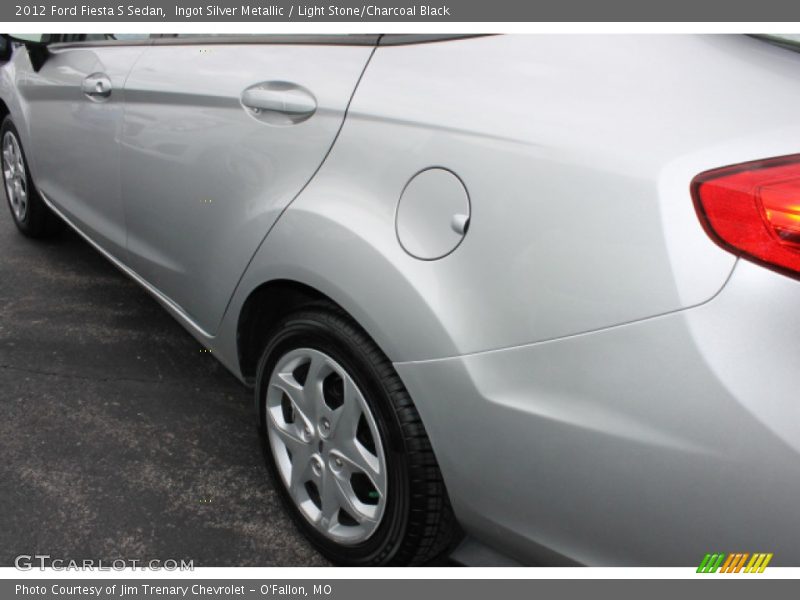 Ingot Silver Metallic / Light Stone/Charcoal Black 2012 Ford Fiesta S Sedan