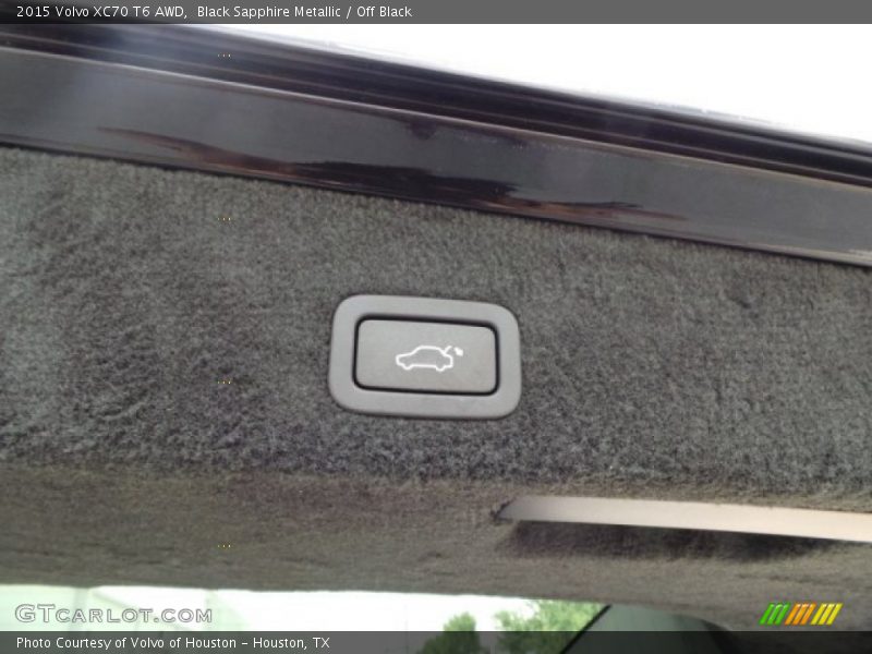 Black Sapphire Metallic / Off Black 2015 Volvo XC70 T6 AWD