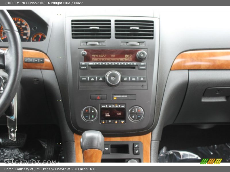 Controls of 2007 Outlook XR
