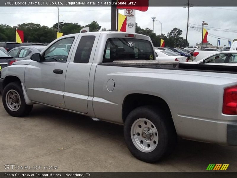 Bright Silver Metallic / Medium Slate Gray 2005 Dodge Dakota ST Club Cab