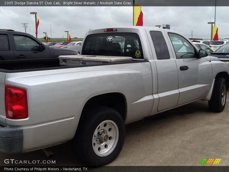 Bright Silver Metallic / Medium Slate Gray 2005 Dodge Dakota ST Club Cab