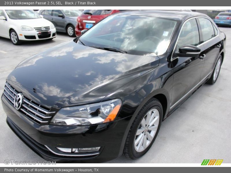 Black / Titan Black 2013 Volkswagen Passat 2.5L SEL
