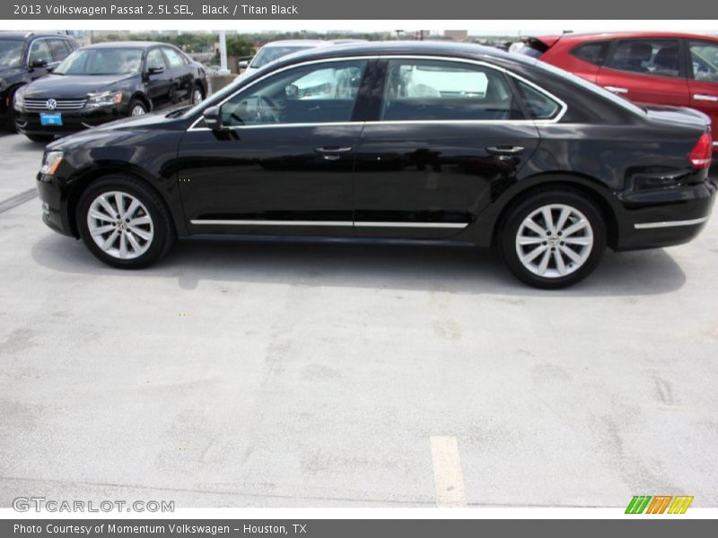 Black / Titan Black 2013 Volkswagen Passat 2.5L SEL