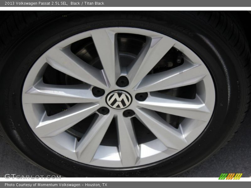 Black / Titan Black 2013 Volkswagen Passat 2.5L SEL