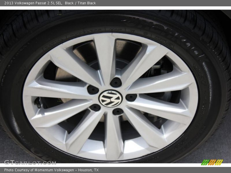 Black / Titan Black 2013 Volkswagen Passat 2.5L SEL