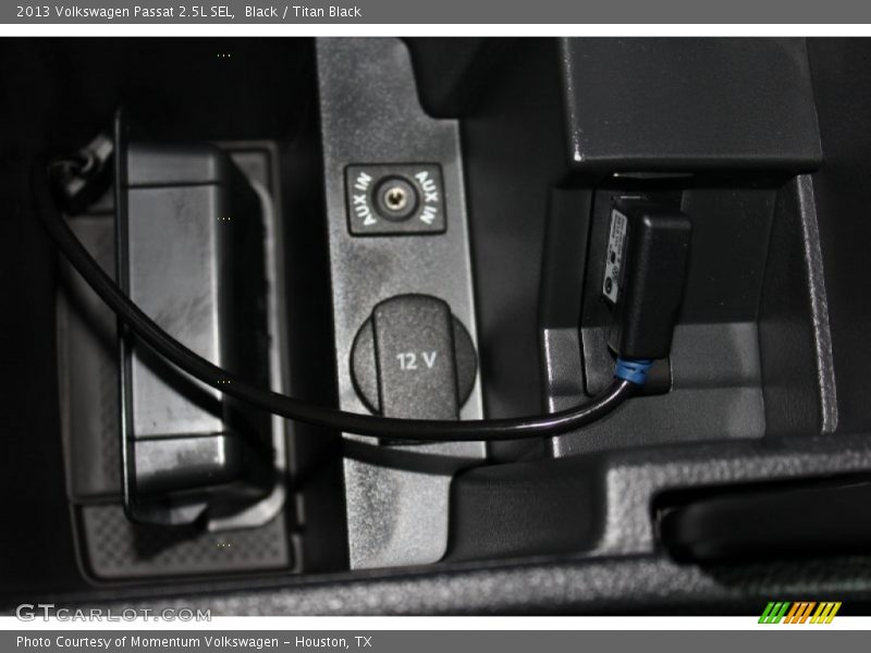 Black / Titan Black 2013 Volkswagen Passat 2.5L SEL