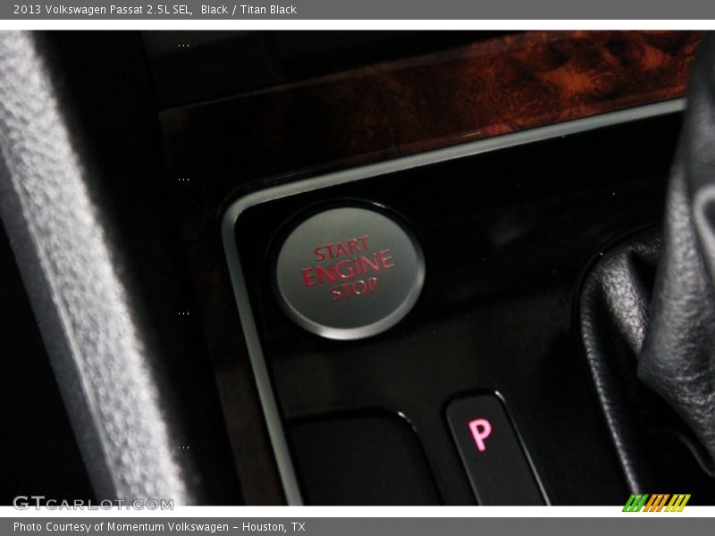 Black / Titan Black 2013 Volkswagen Passat 2.5L SEL