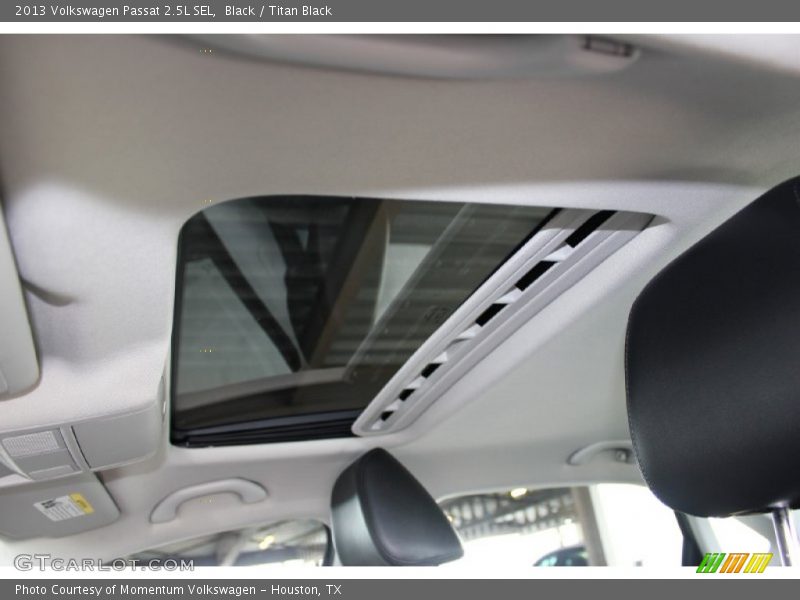 Black / Titan Black 2013 Volkswagen Passat 2.5L SEL