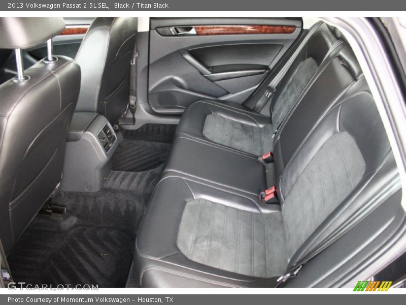 Black / Titan Black 2013 Volkswagen Passat 2.5L SEL