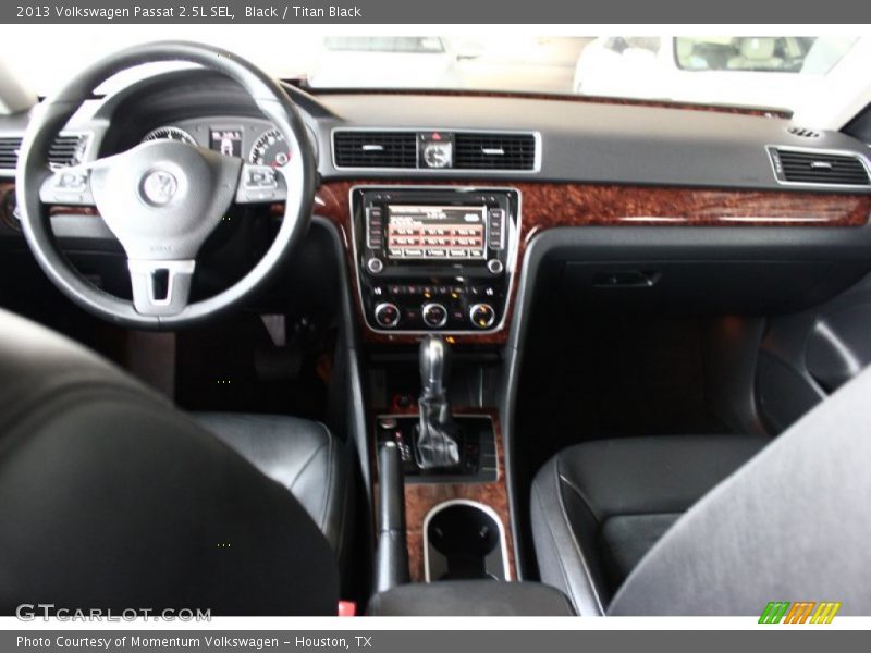 Black / Titan Black 2013 Volkswagen Passat 2.5L SEL