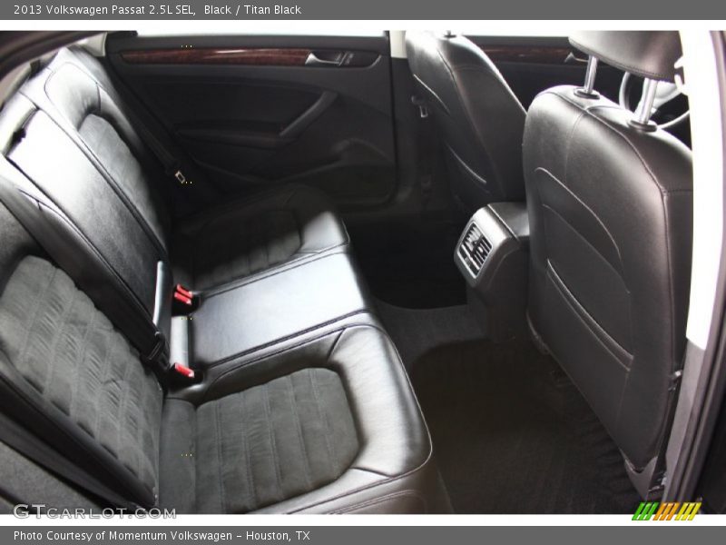 Black / Titan Black 2013 Volkswagen Passat 2.5L SEL