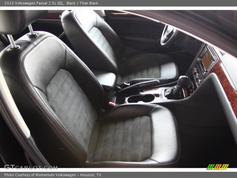 Black / Titan Black 2013 Volkswagen Passat 2.5L SEL