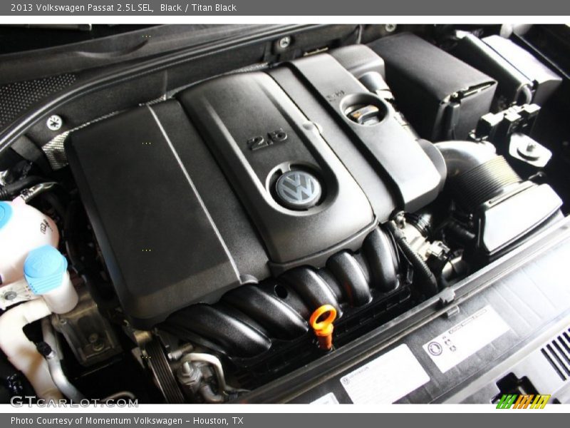 Black / Titan Black 2013 Volkswagen Passat 2.5L SEL
