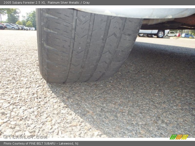 Platinum Silver Metallic / Gray 2005 Subaru Forester 2.5 XS