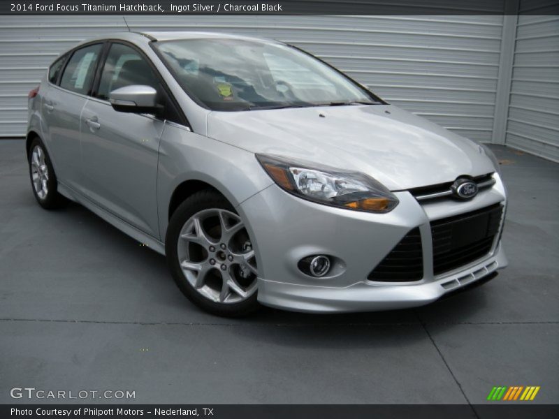Ingot Silver / Charcoal Black 2014 Ford Focus Titanium Hatchback