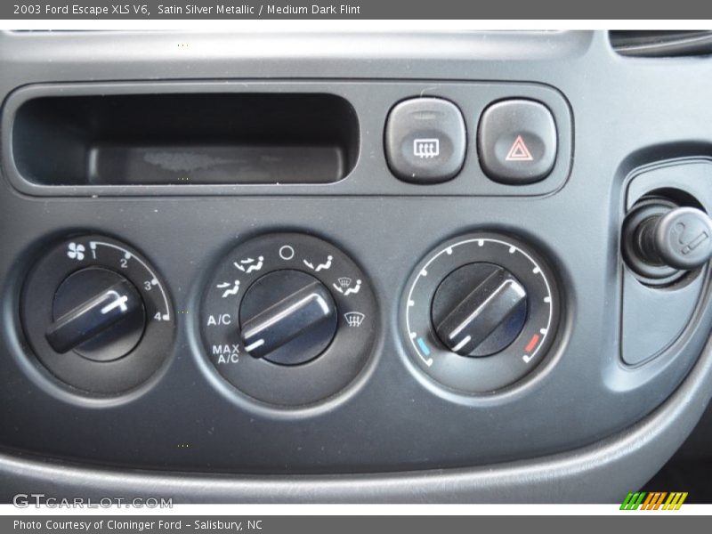 Satin Silver Metallic / Medium Dark Flint 2003 Ford Escape XLS V6