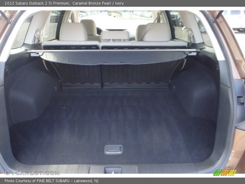 Caramel Bronze Pearl / Ivory 2013 Subaru Outback 2.5i Premium