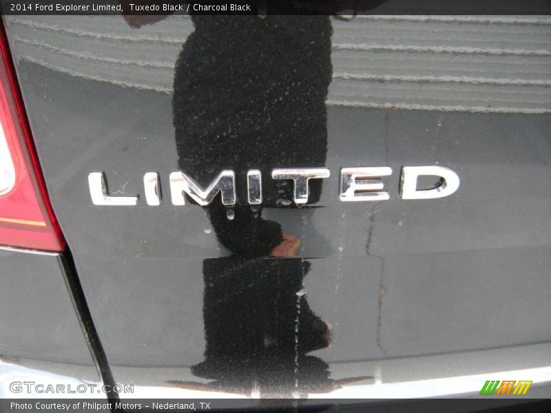 Tuxedo Black / Charcoal Black 2014 Ford Explorer Limited