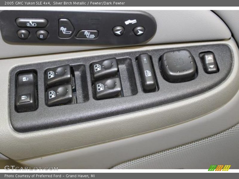Controls of 2005 Yukon SLE 4x4