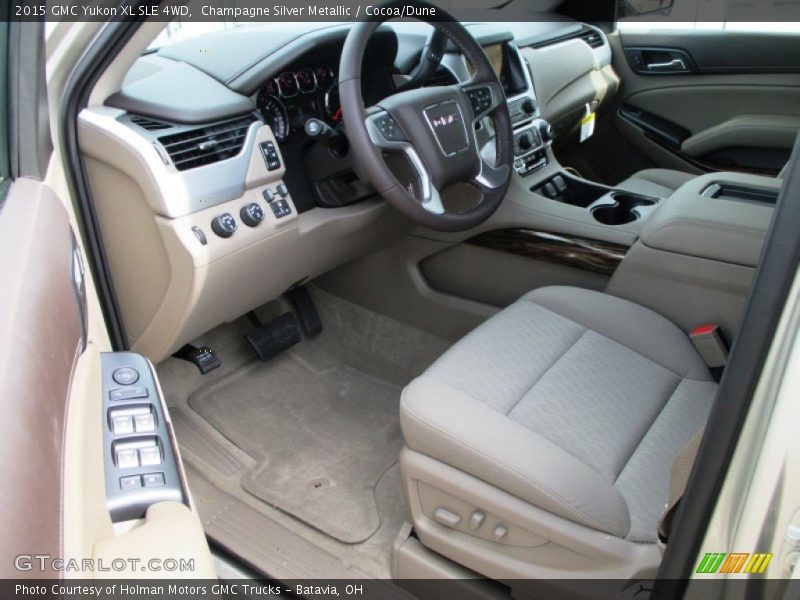 Champagne Silver Metallic / Cocoa/Dune 2015 GMC Yukon XL SLE 4WD