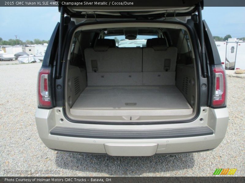 Champagne Silver Metallic / Cocoa/Dune 2015 GMC Yukon XL SLE 4WD