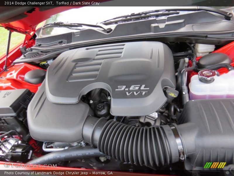 TorRed / Dark Slate Gray 2014 Dodge Challenger SXT