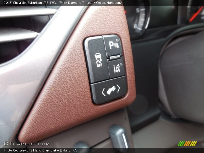 White Diamond Tricoat / Cocoa/Mahogany 2015 Chevrolet Suburban LTZ 4WD