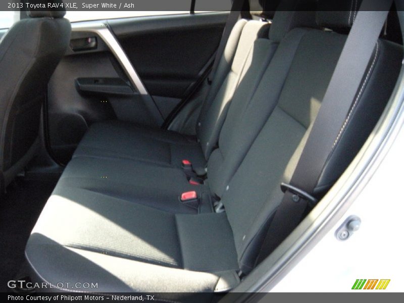Super White / Ash 2013 Toyota RAV4 XLE