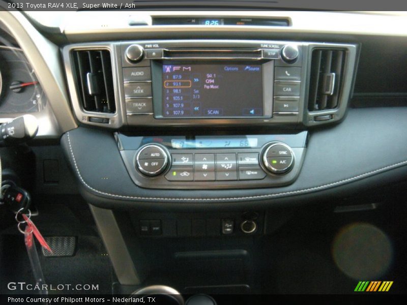 Super White / Ash 2013 Toyota RAV4 XLE