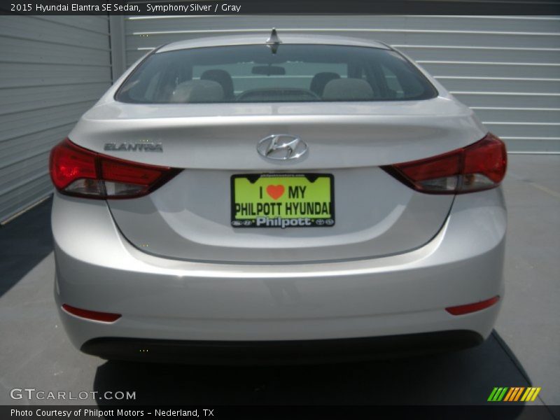 Symphony Silver / Gray 2015 Hyundai Elantra SE Sedan