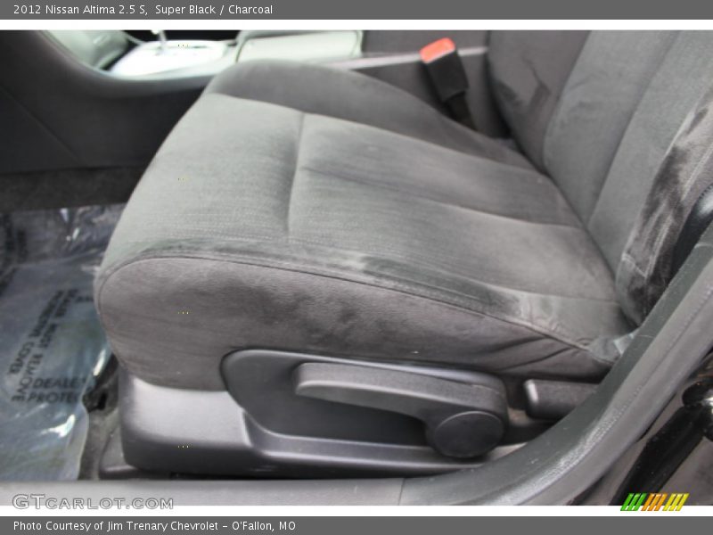 Super Black / Charcoal 2012 Nissan Altima 2.5 S