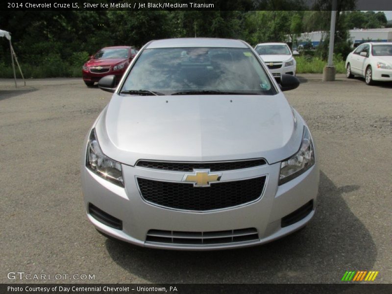 Silver Ice Metallic / Jet Black/Medium Titanium 2014 Chevrolet Cruze LS