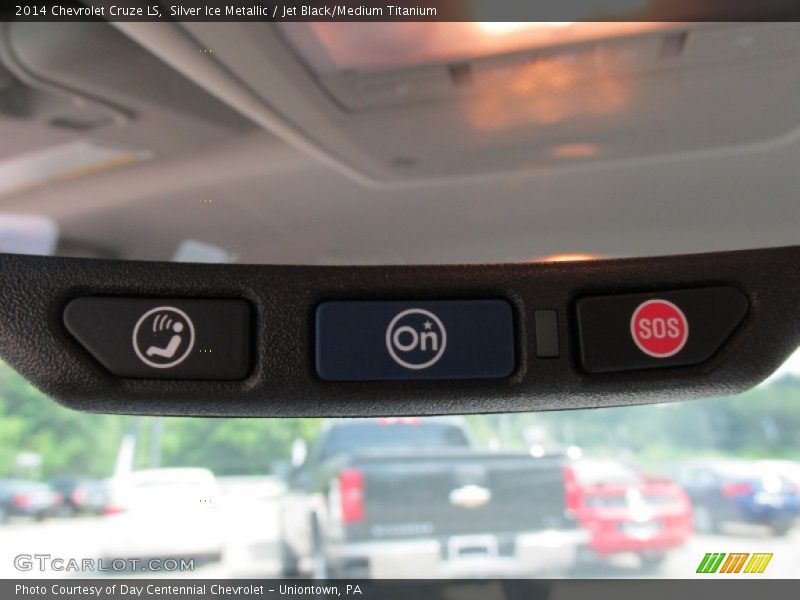 Silver Ice Metallic / Jet Black/Medium Titanium 2014 Chevrolet Cruze LS