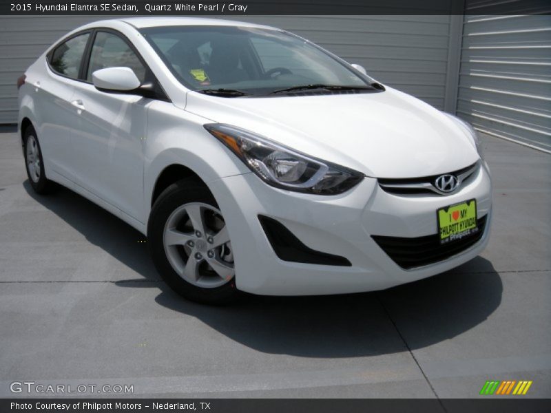 Quartz White Pearl / Gray 2015 Hyundai Elantra SE Sedan