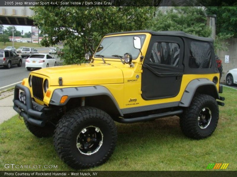 Solar Yellow / Dark Slate Gray 2005 Jeep Wrangler Sport 4x4