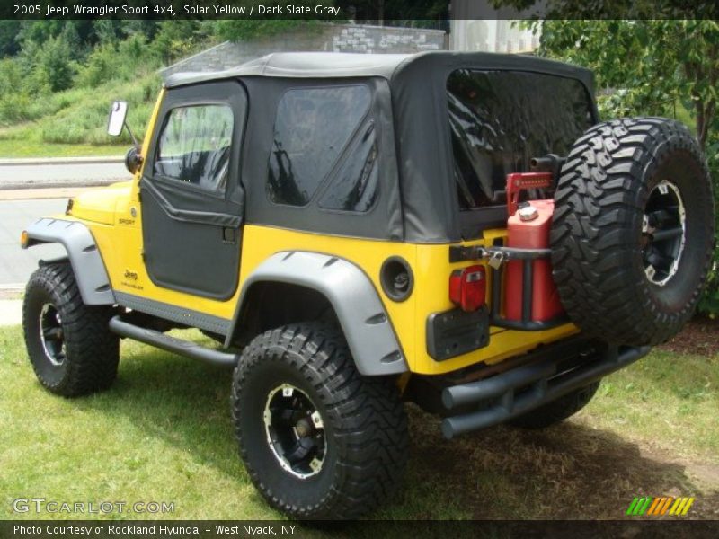 Solar Yellow / Dark Slate Gray 2005 Jeep Wrangler Sport 4x4