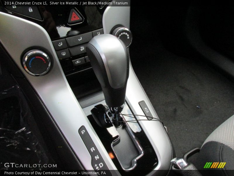 Silver Ice Metallic / Jet Black/Medium Titanium 2014 Chevrolet Cruze LS