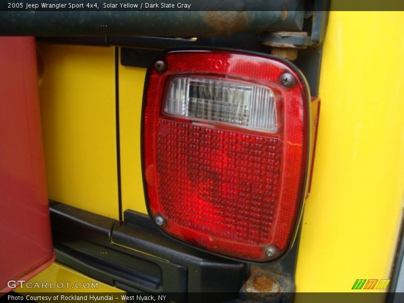 Solar Yellow / Dark Slate Gray 2005 Jeep Wrangler Sport 4x4