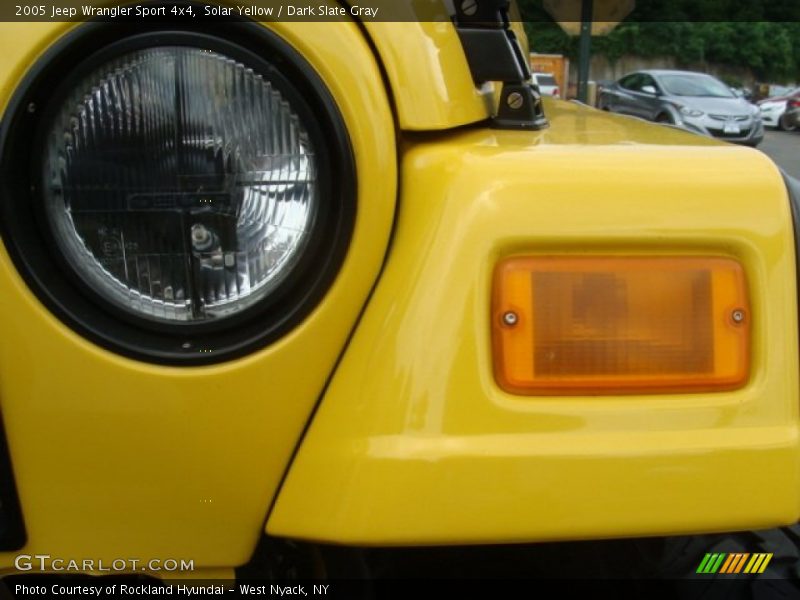 Solar Yellow / Dark Slate Gray 2005 Jeep Wrangler Sport 4x4