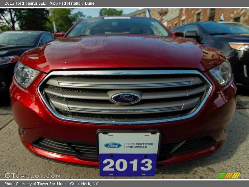 Ruby Red Metallic / Dune 2013 Ford Taurus SEL