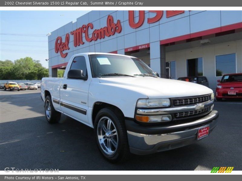 Summit White / Graphite Gray 2002 Chevrolet Silverado 1500 LS Regular Cab