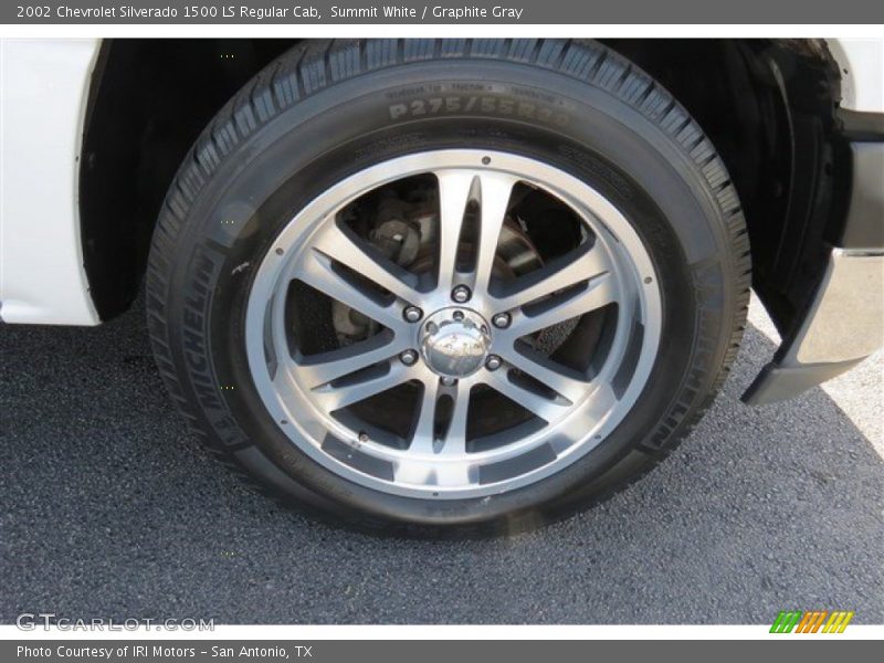 Summit White / Graphite Gray 2002 Chevrolet Silverado 1500 LS Regular Cab