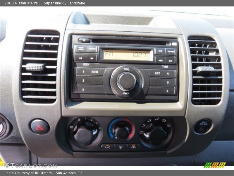 Super Black / Sandstone 2008 Nissan Xterra S