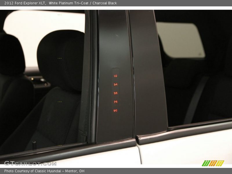 White Platinum Tri-Coat / Charcoal Black 2012 Ford Explorer XLT
