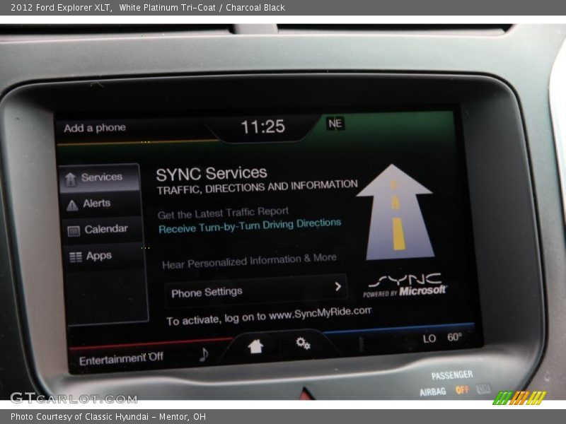 White Platinum Tri-Coat / Charcoal Black 2012 Ford Explorer XLT
