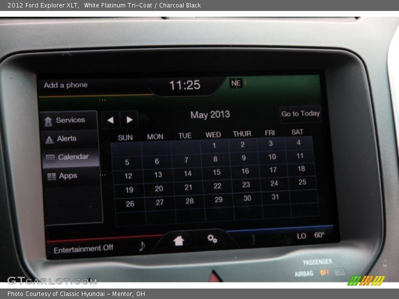 White Platinum Tri-Coat / Charcoal Black 2012 Ford Explorer XLT