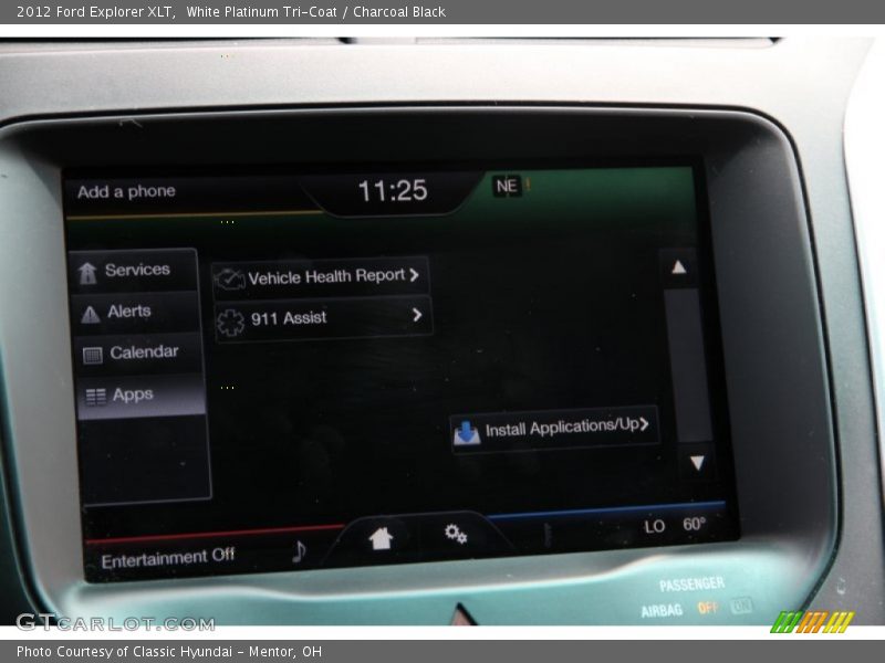 White Platinum Tri-Coat / Charcoal Black 2012 Ford Explorer XLT