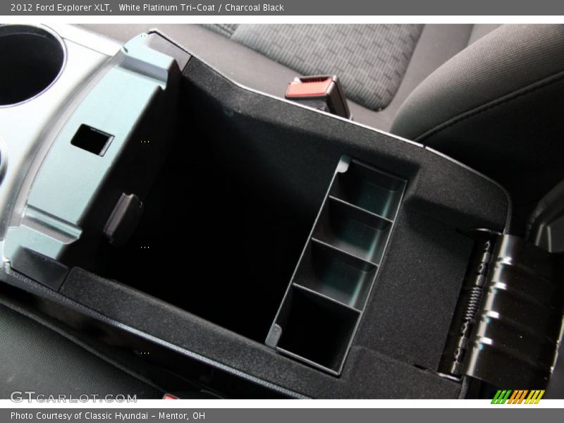 White Platinum Tri-Coat / Charcoal Black 2012 Ford Explorer XLT