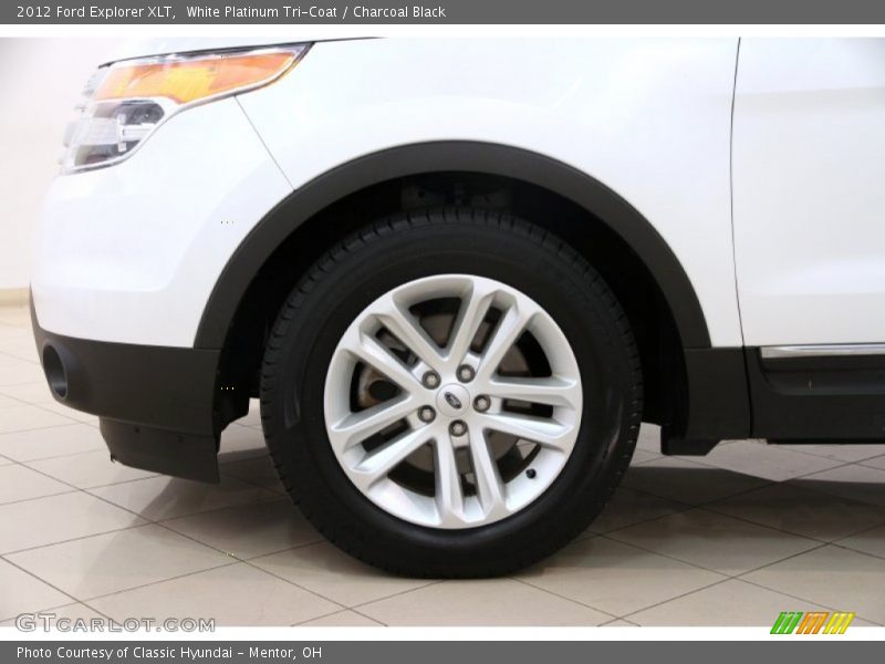 White Platinum Tri-Coat / Charcoal Black 2012 Ford Explorer XLT