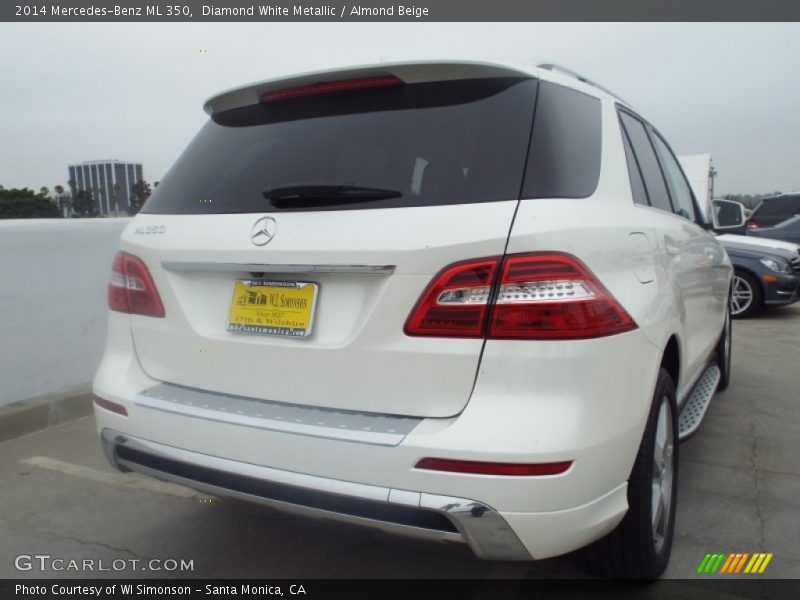 Diamond White Metallic / Almond Beige 2014 Mercedes-Benz ML 350
